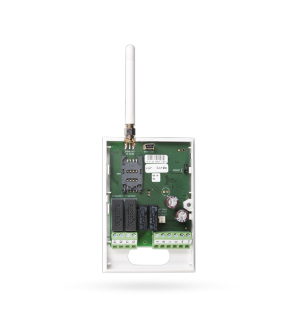 Univerzální GSM komunikátor a ovladač